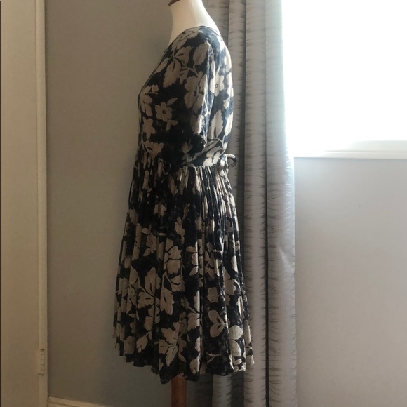 Vintage floral baby doll style dress - Picture 3 of 6